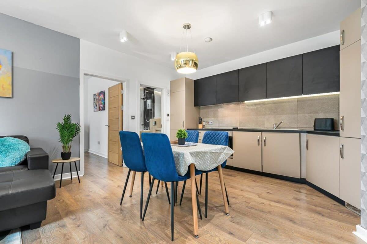 Spacious 1 Bedroom Apartment In Central Woking Zewnętrze zdjęcie